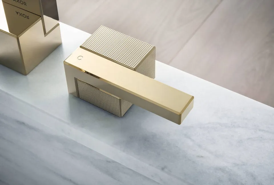 Змішувач Axor Edge 130 для умивальника на 3 отвори Diamond Cut, хром 46051000 — фото 4