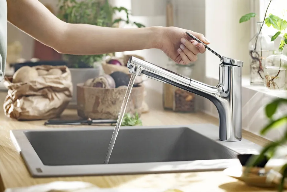 Змішувач Zesis M33 150 2jet кухонний з витяжним виливом, Chrome (74800000) — фото 2