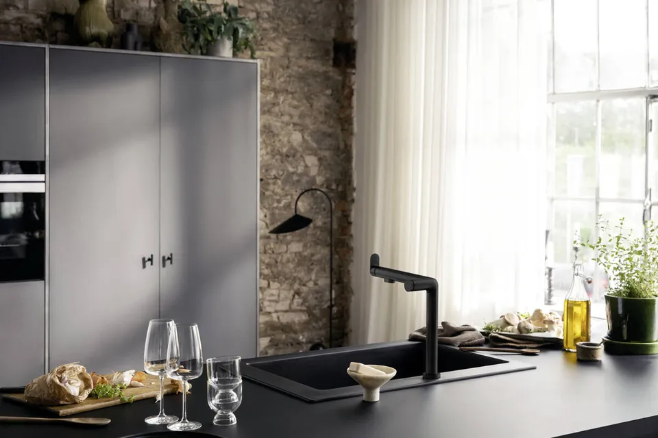 Змішувач Aqittura M91 FilterSystem 240 1jet кухонний, Matt Black (76804670) — фото 2