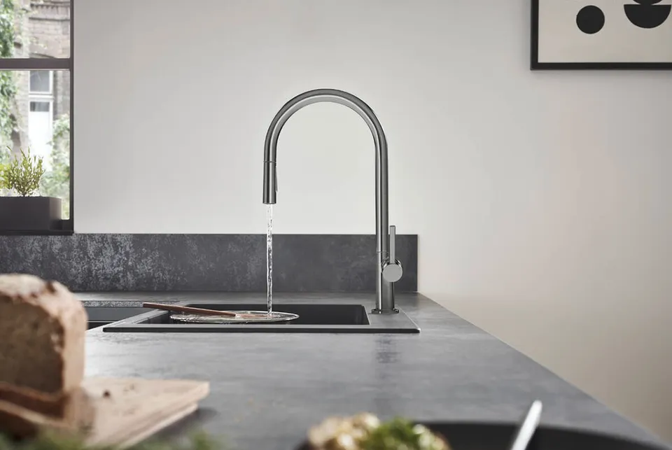Змішувач Talis 210 2jet кухонний з витяжним виливом Sbox, Brushed Black Chrome (72801340) — фото 5