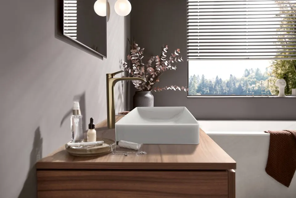 Змішувач Vivenis 250 CoolStart для умивальника без д/к, Brushed Bronze (75045140) — фото 3